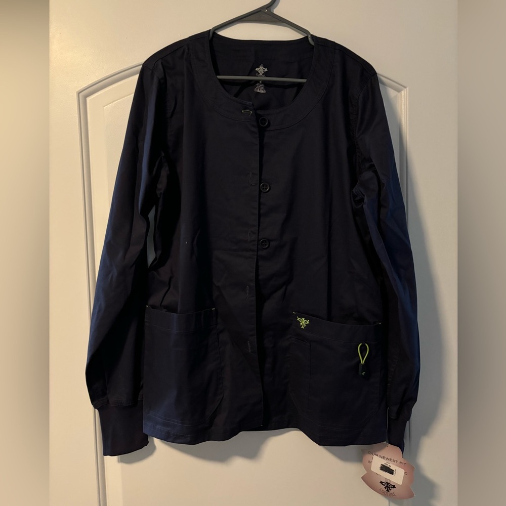 MED COUTURE SIZE L JACKET LARGE FRONT POCKETS